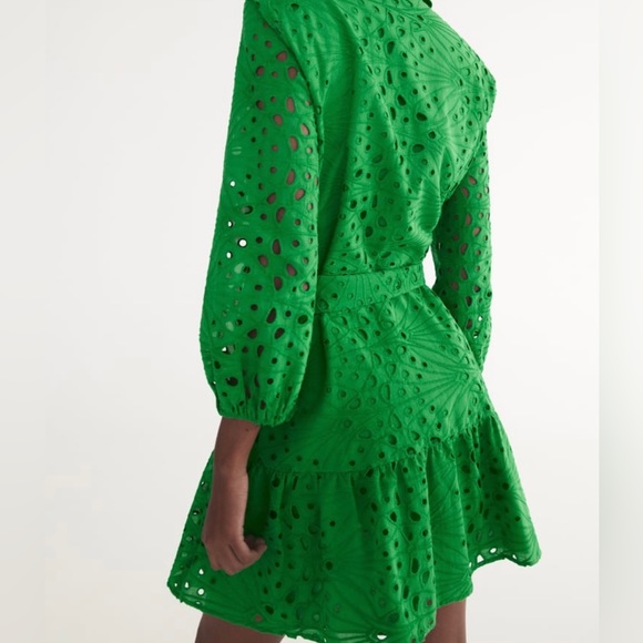 NWT ZARA Sz Small Brilliant Kelly Green Openwork Embroidered Dress DRESS!!👗😍 - Picture 3 of 8